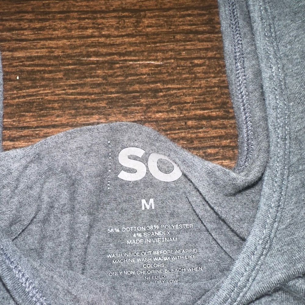 dark grey top - Picture 2 of 3